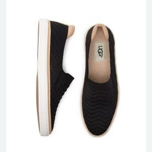 UGG Black Sammy Chevron Wavy Slip‎ On Sneaker Trainers Shoes Women's 7.5